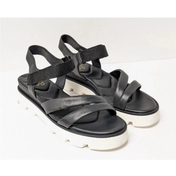 Franco Sarto Urla Leather Sport Sandal - Picture 4 of 16